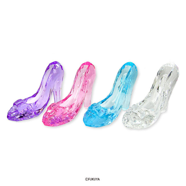 ACRYLIC DIAMOND CUT PRINCESS SHOE MEGA BIG