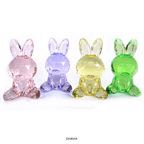ACRYLIC DIAMOND CUT RABBIT BIG